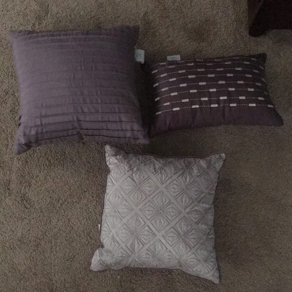 Decorative pillows